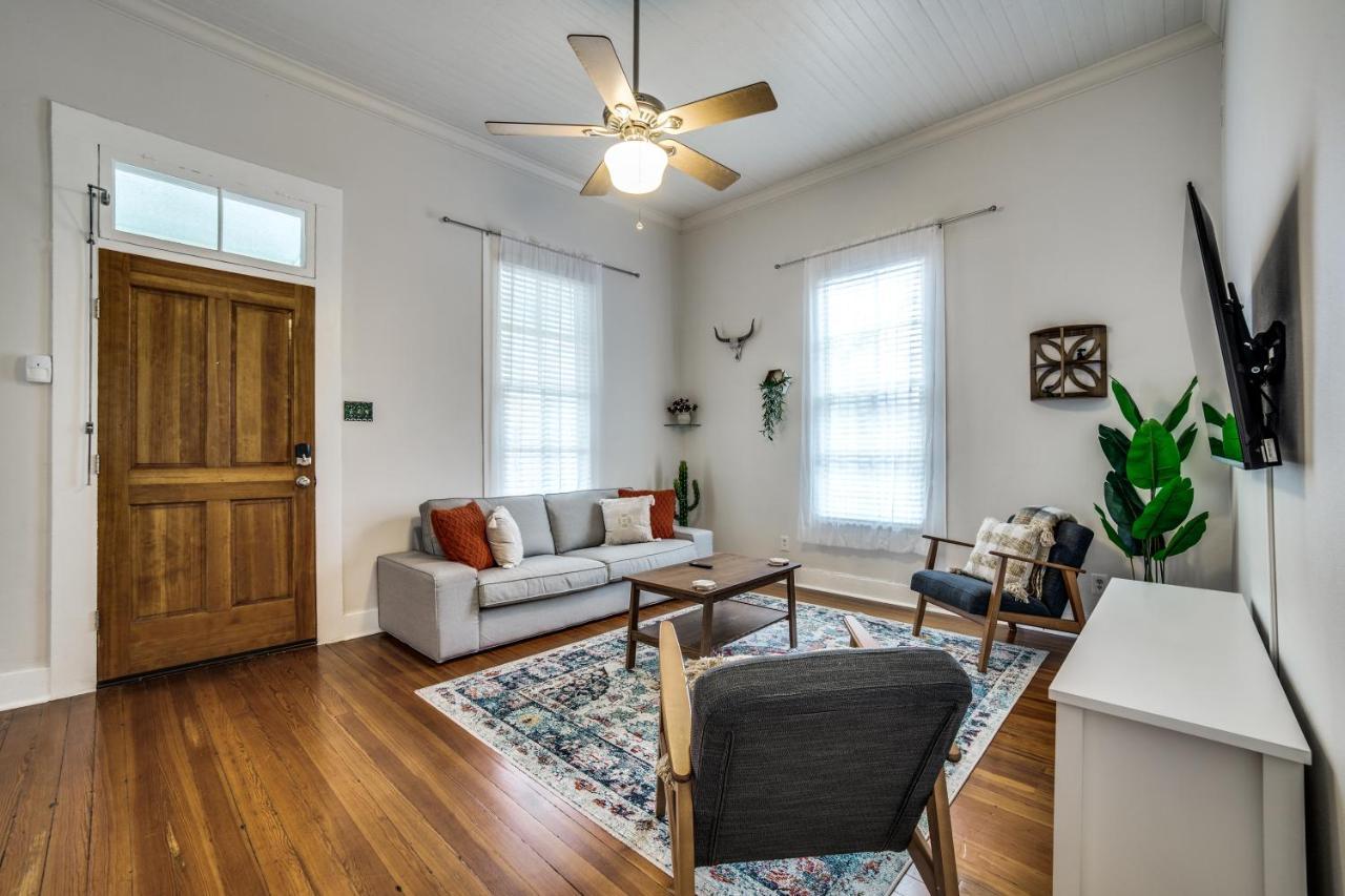 Downtown Historic 2Bdrm, Walk To Riverwalk, Alamo; Beautifully Renovated! San Antonio Eksteriør billede