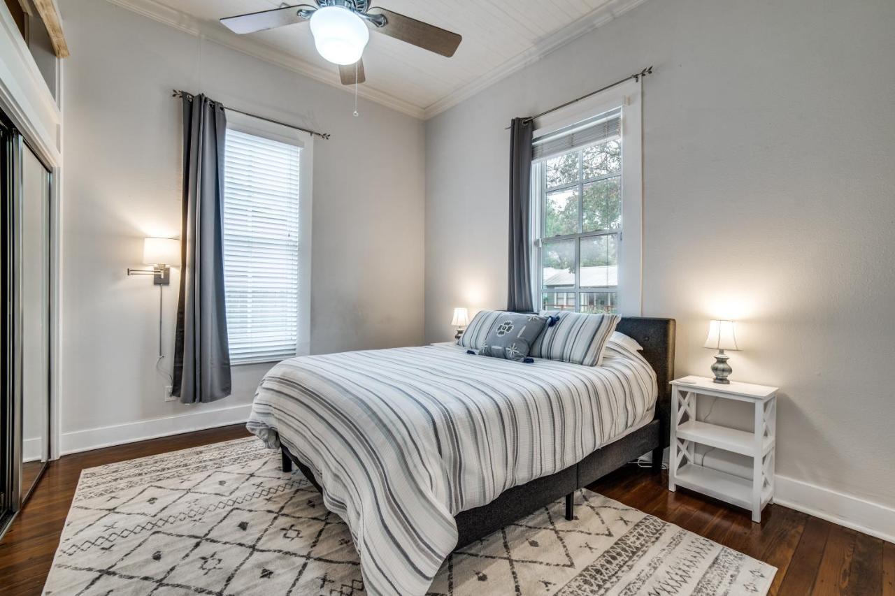 Downtown Historic 2Bdrm, Walk To Riverwalk, Alamo; Beautifully Renovated! San Antonio Eksteriør billede