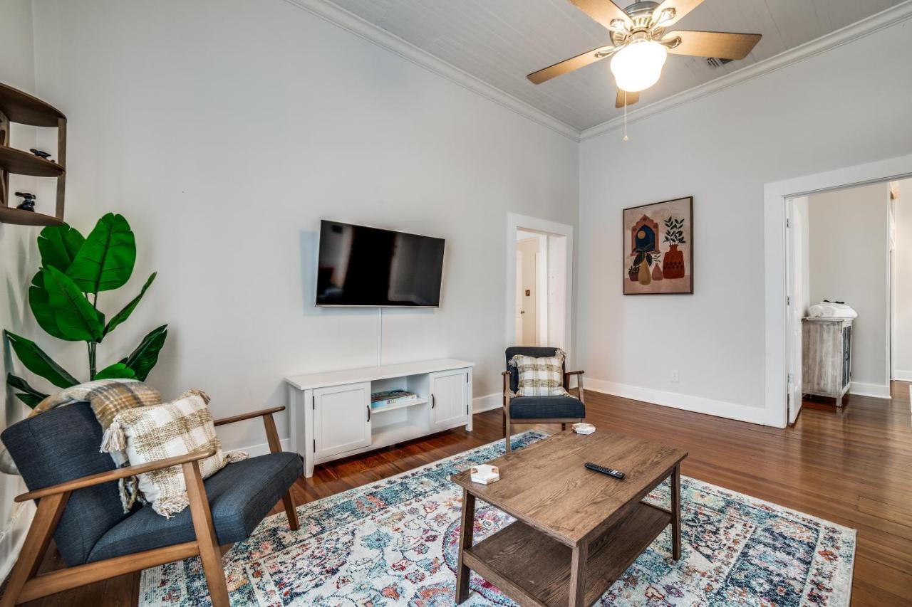 Downtown Historic 2Bdrm, Walk To Riverwalk, Alamo; Beautifully Renovated! San Antonio Eksteriør billede